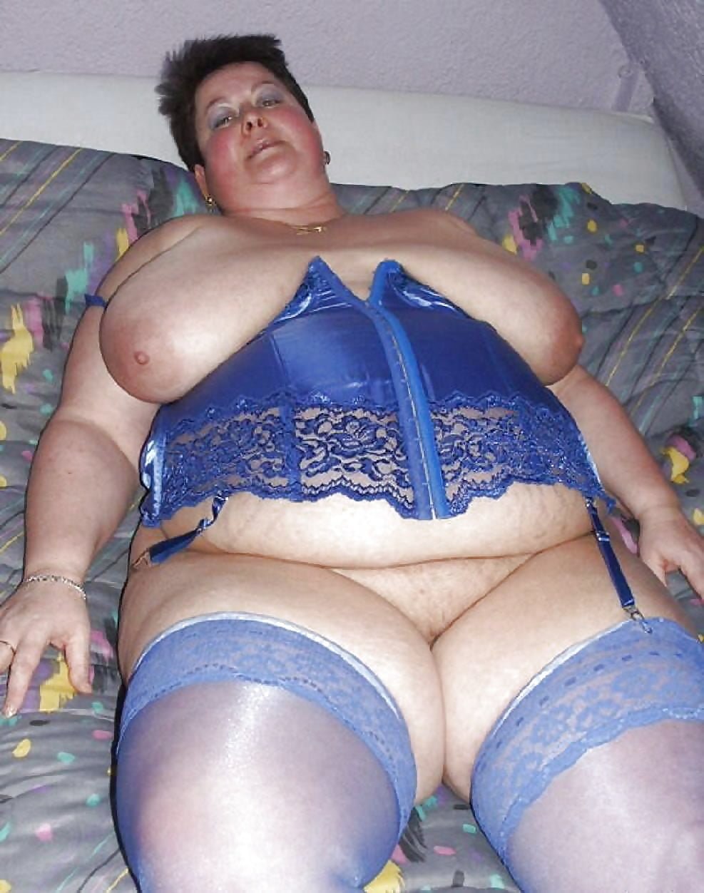 Fat wife in erotic linen