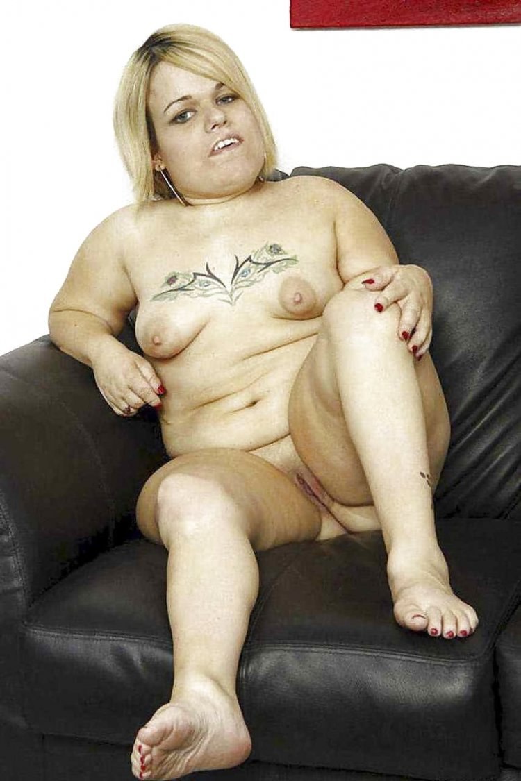 Women dwarfs naked