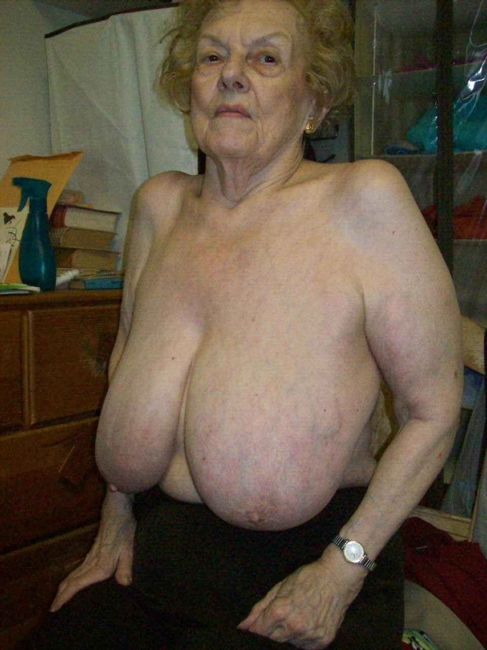 Little sagging boobs homemade