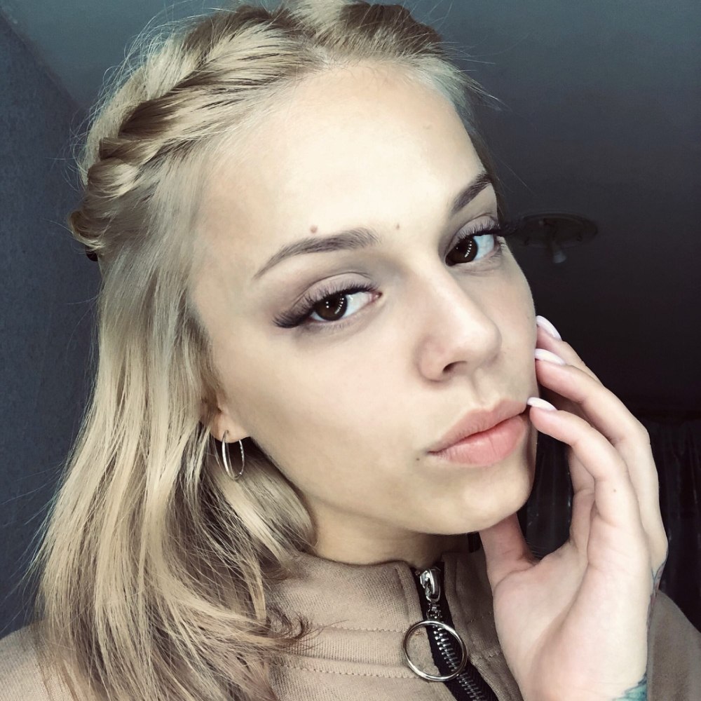 Elena Katrich (@loveyouxoxolove)