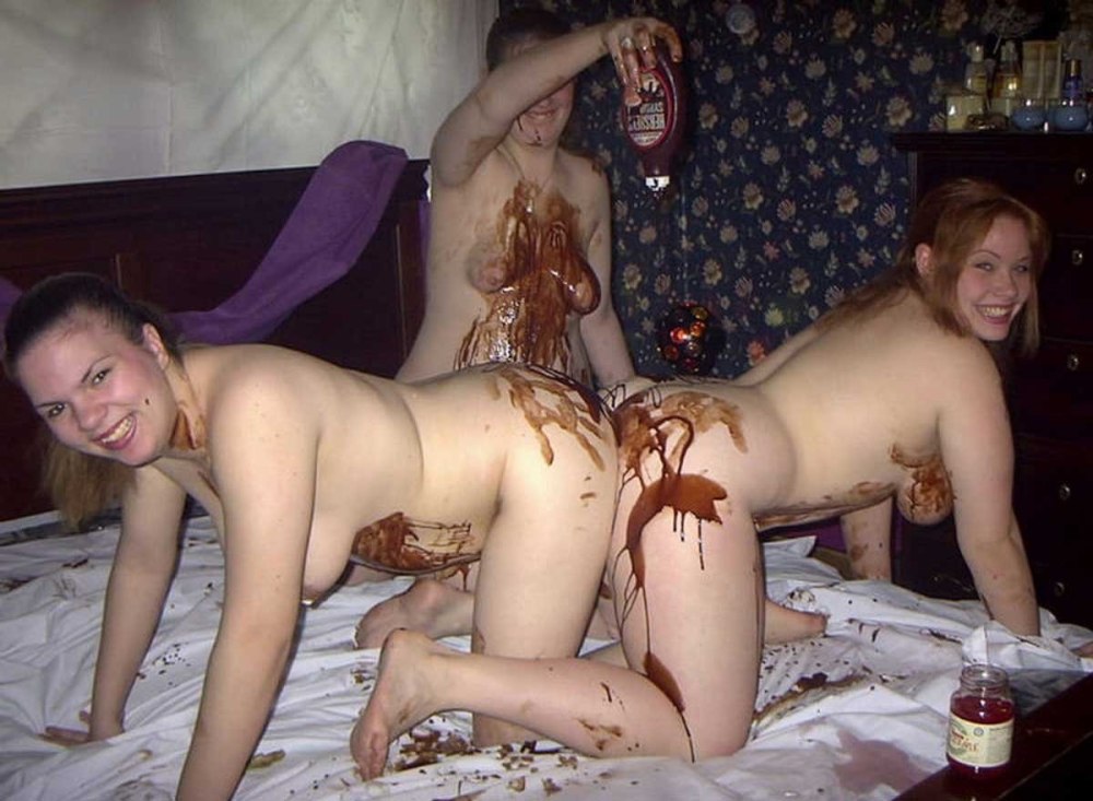 Dumb naked girls