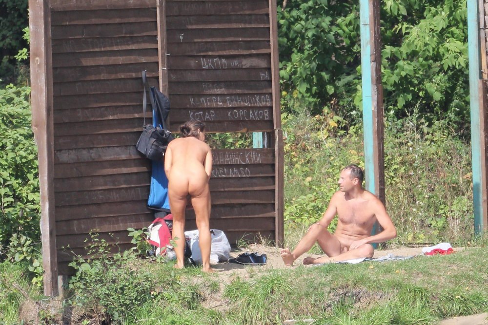 Walking naked silver boron