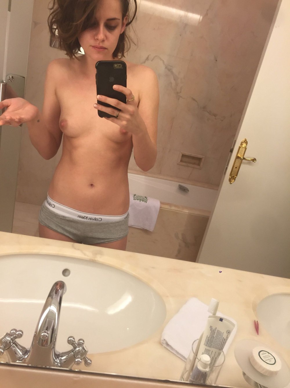 Kristen Stewart Naked merged