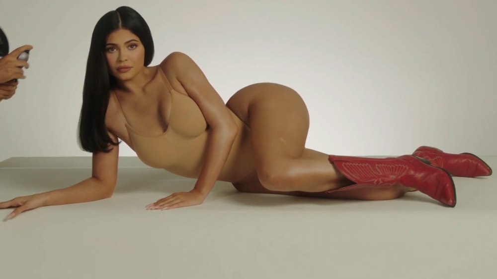 Kylie Jenner Hot XXX