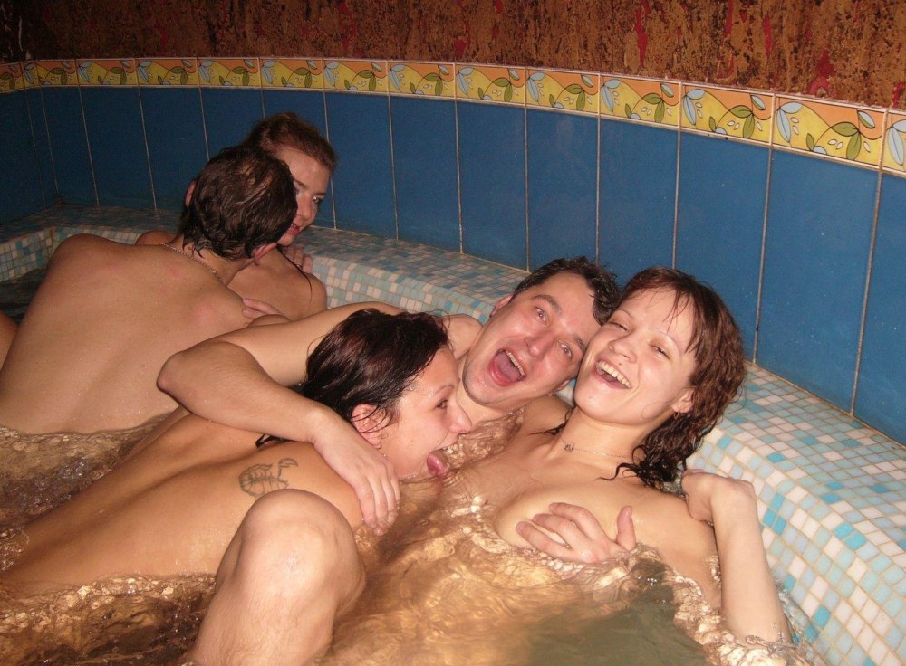 Gangbang in the bathhouse private
